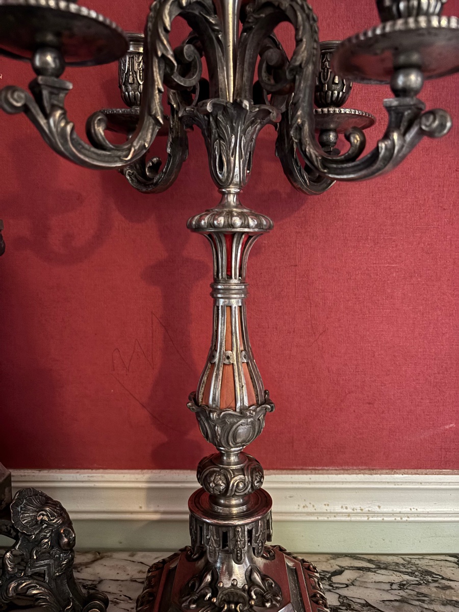 Garniture de cheminée en bronze argenté de style Régence, Henri Houdebine bronzier-photo-3
