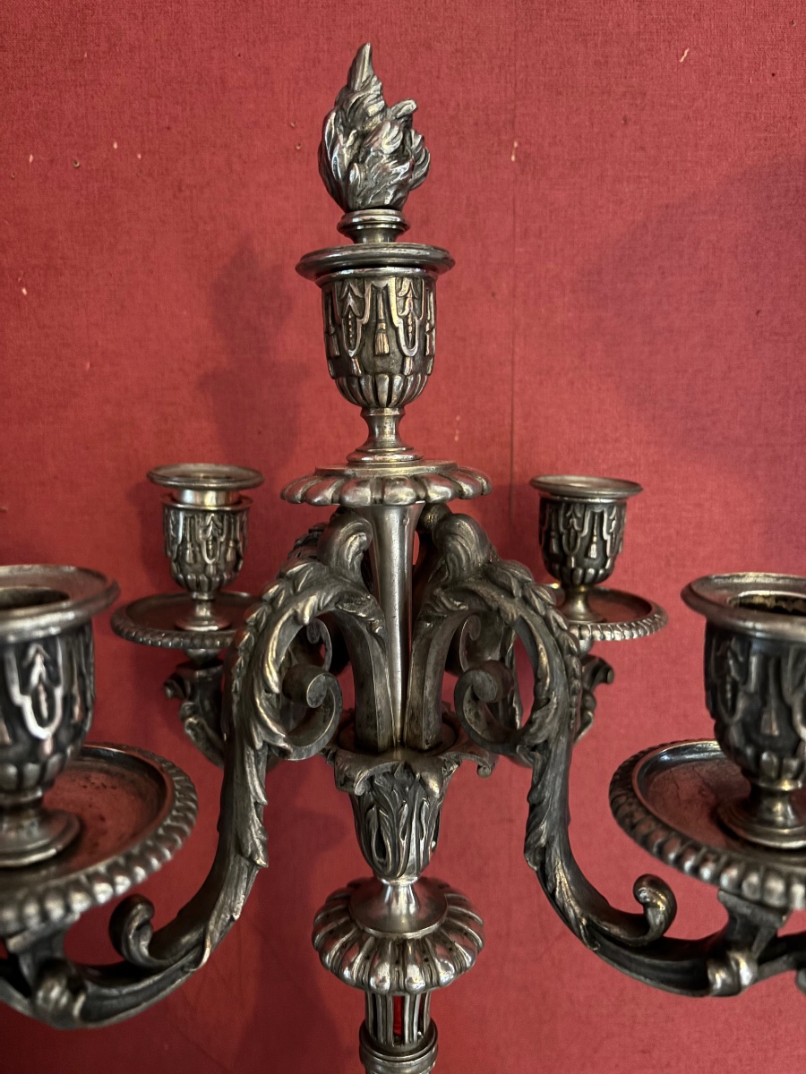 Garniture de cheminée en bronze argenté de style Régence, Henri Houdebine bronzier-photo-2