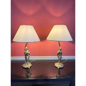 Paire De Lampes Aux Chinois En Bronze Doré Maison Baguès XXème Siècle
