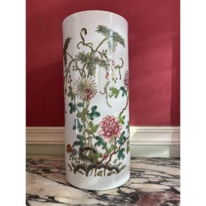 Porcelain Cylindrical Vase, China, Early 20th Century