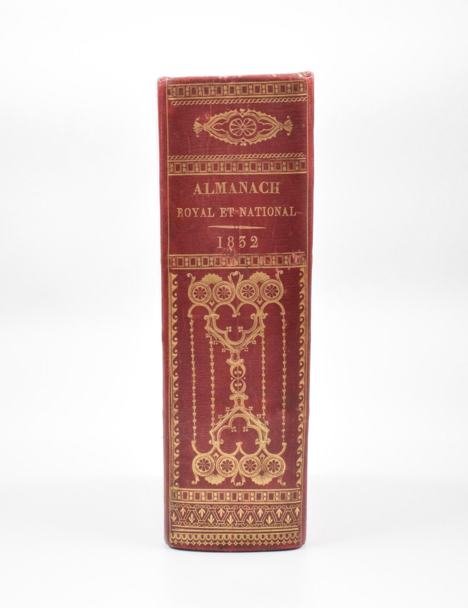 Antique Book: Royal And National Almanac 1832 Beautiful Binding-photo-3