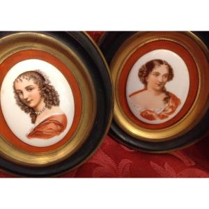 Paire De Portraits Femmes sur porcelaine