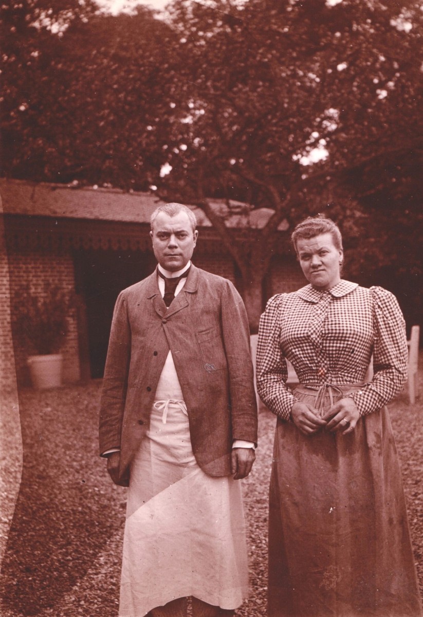 émile Zola - Original Print By émile Zola - Jules Et Eugénie - C_1895 - Photograph