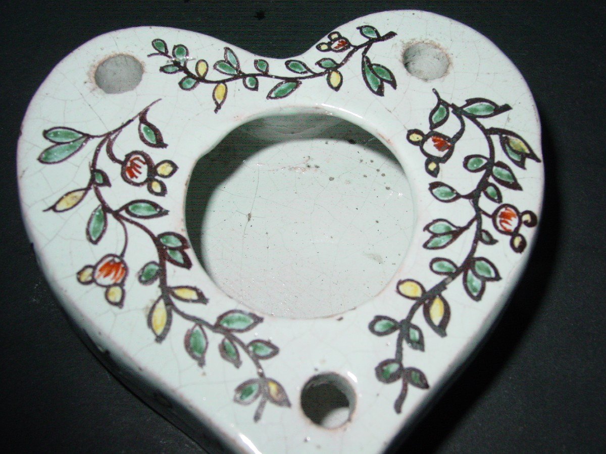 19th Century Earthenware Inkwell In The Shape Of A Heart-photo-4