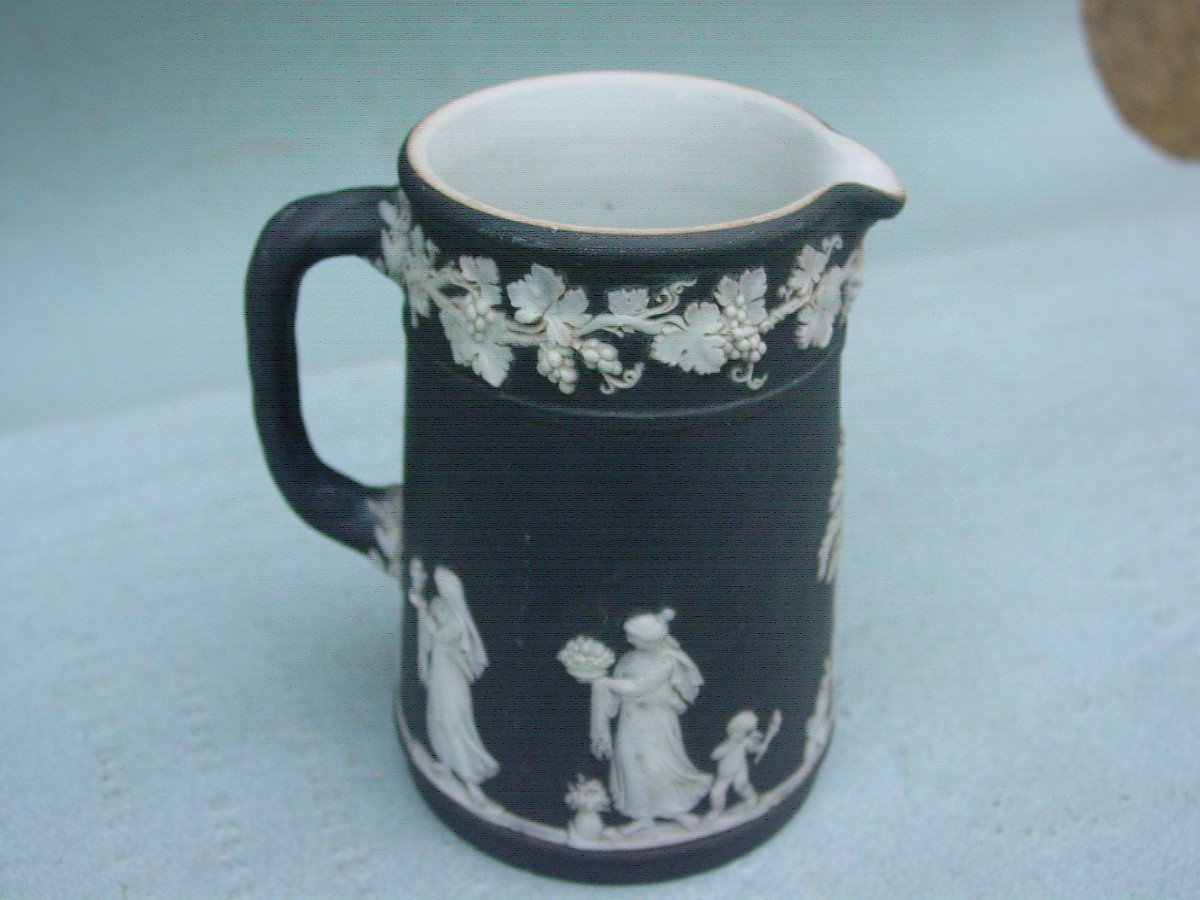 Wedgwood Black Basalt Jasper  Pichet 1860-80 pot à crème-photo-2