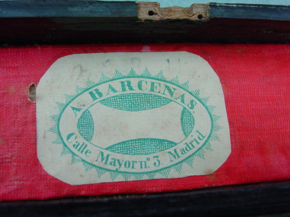 Case, Lacquered Fan Box At Barcenas In Madrid-photo-5