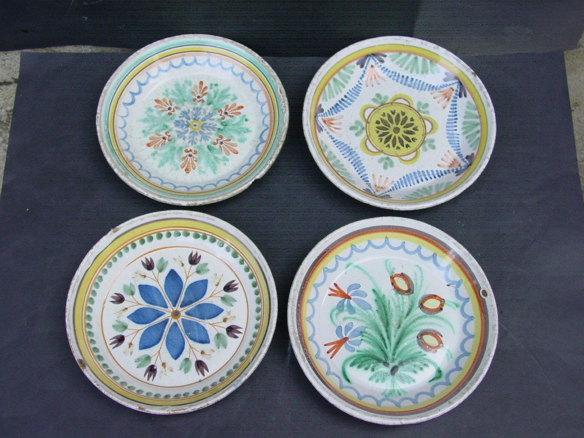 Nevers: Lot De 4 Assiettes 18-19 ème Siècle En Faïence-photo-2