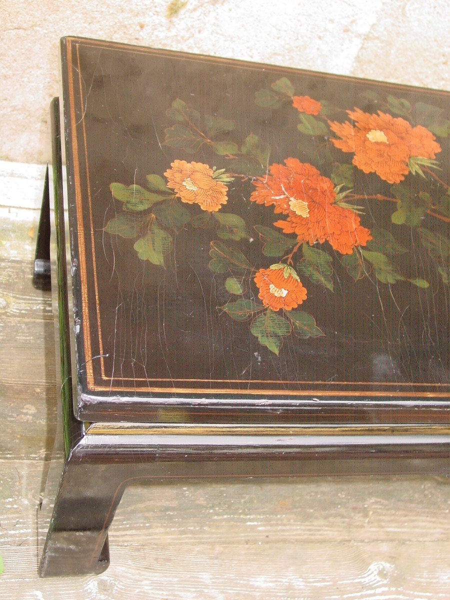 Japanese Lacquer Coffee Table Circa 1940 With Peony Decor-photo-3