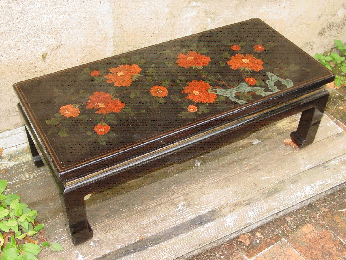 Japanese Lacquer Coffee Table Circa 1940 With Peony Decor