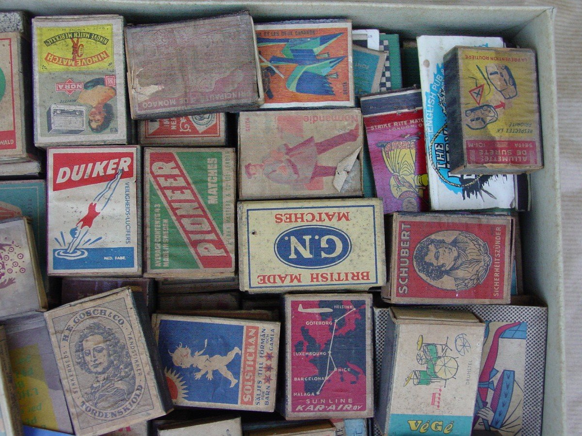 Collection Of More Than 250 Old Matchboxes-photo-2