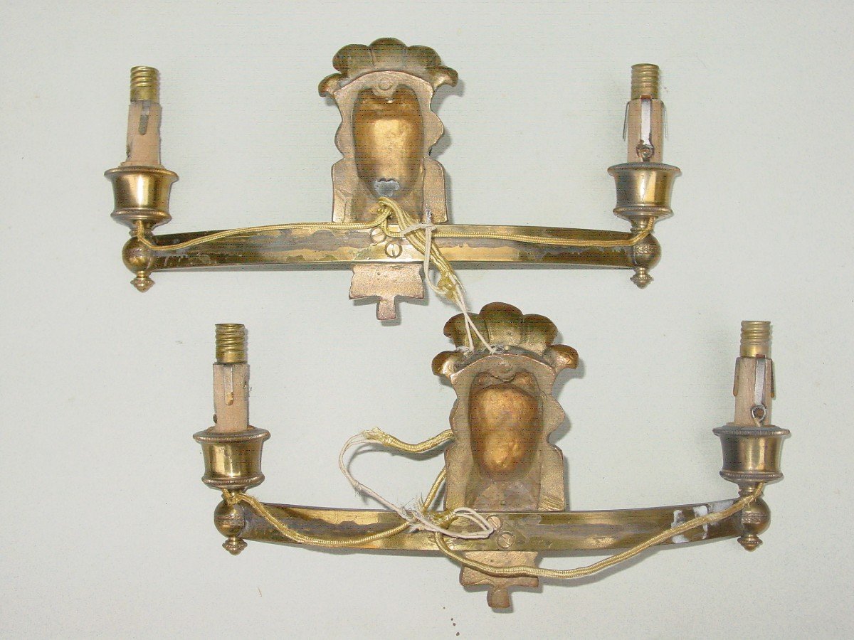Pair Of Baguès Sconces With Indian Decor In Bronze-photo-2