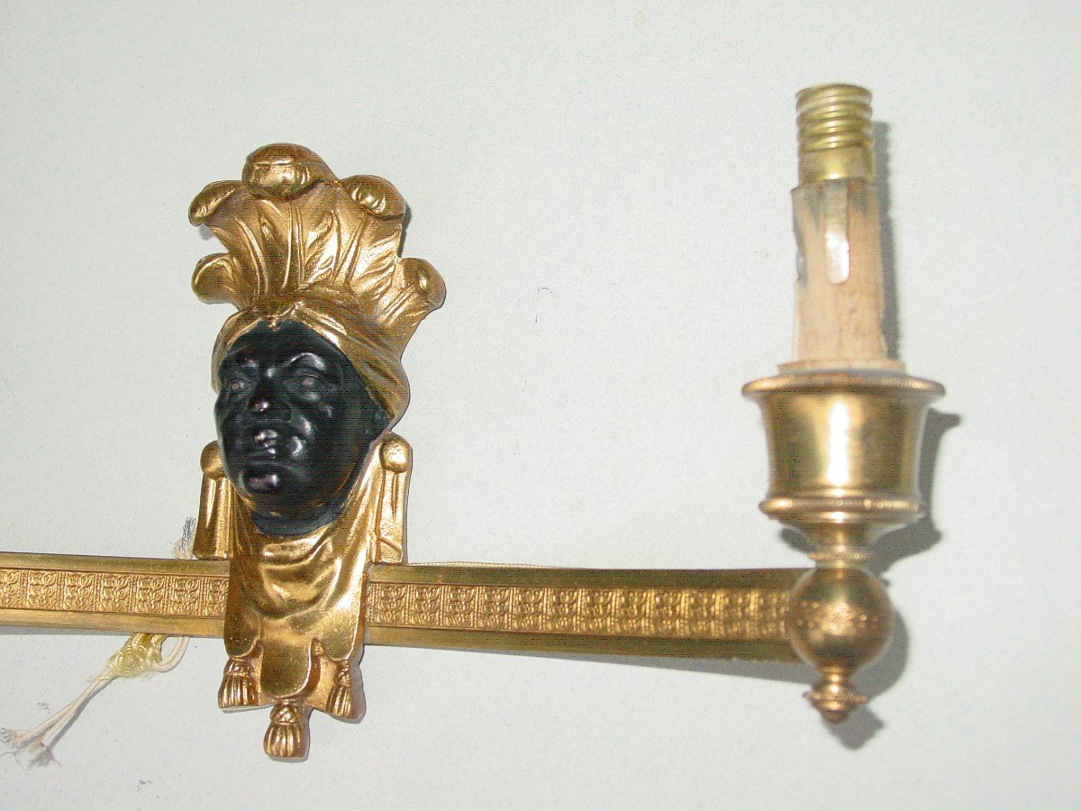 Pair Of Baguès Sconces With Indian Decor In Bronze-photo-3