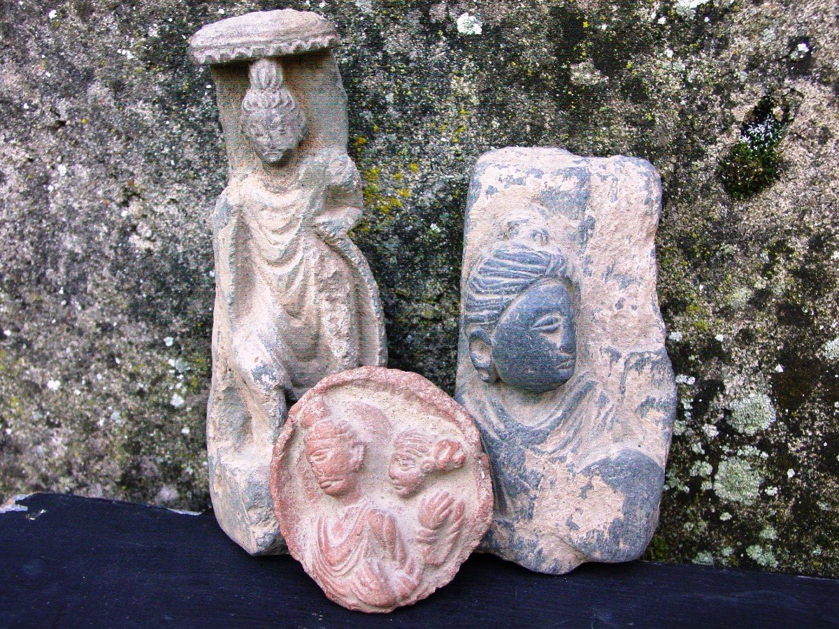 India Or Gandhara 3 Terracotta Artifacts, Schist