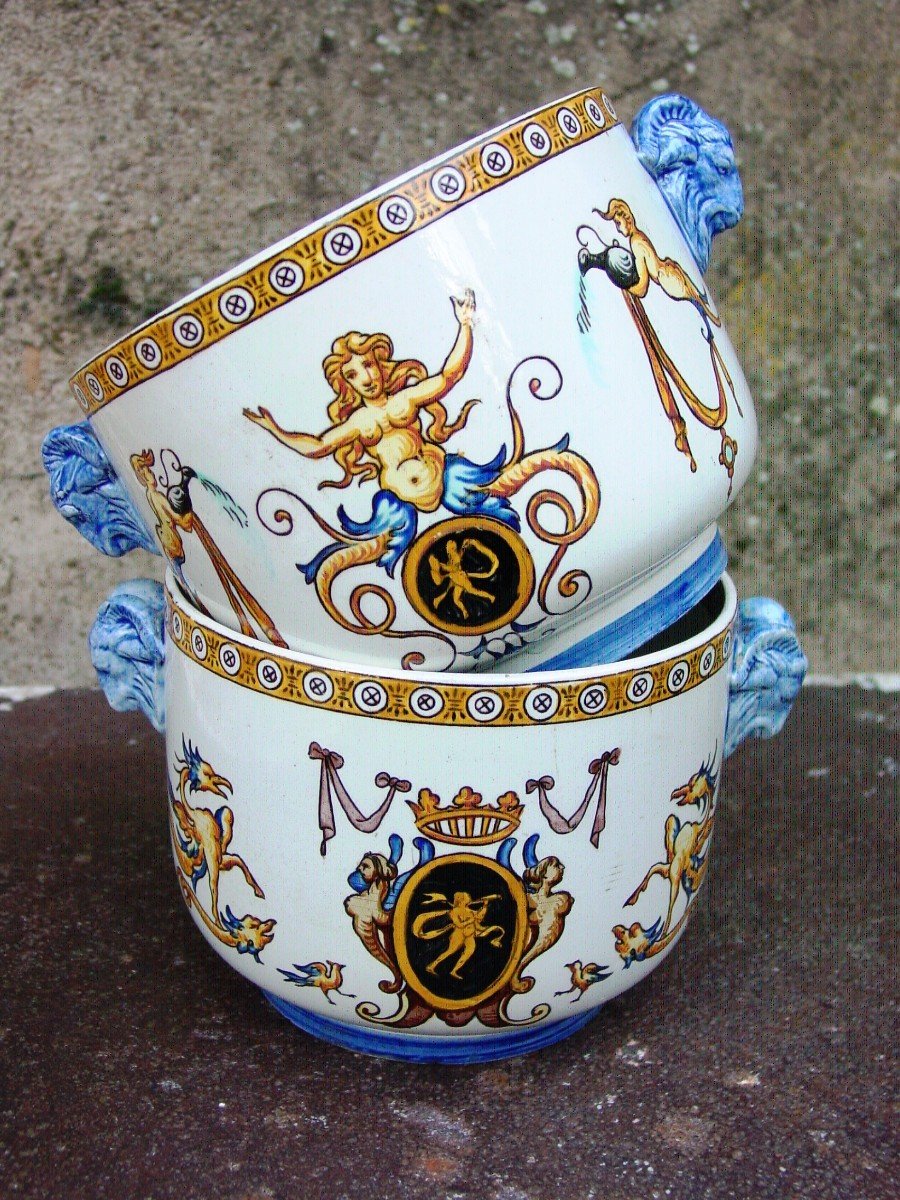 Paire Petits Cache-pots (ht 10,5 Cm.) Giens Décor Renaissance