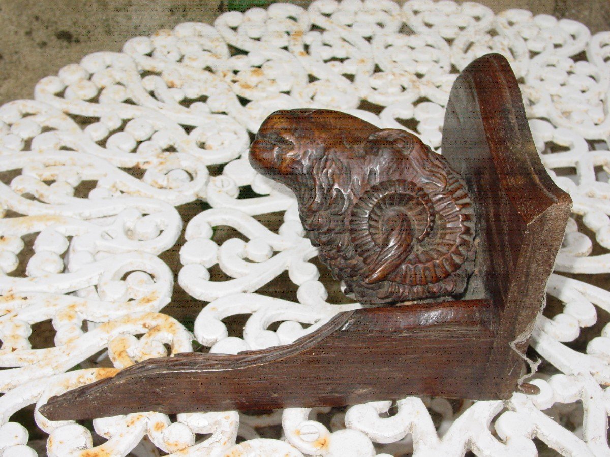 Shelf, Corner Wall Mounted Console In Carved Wood With A Goat's Head-photo-3