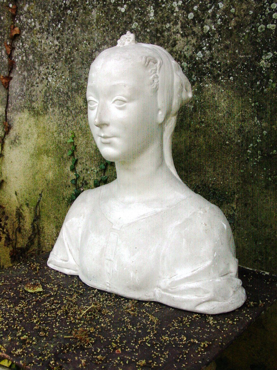 Buste (ht 48 Cm.) Femme De La Renaissance Plâtre Signé 