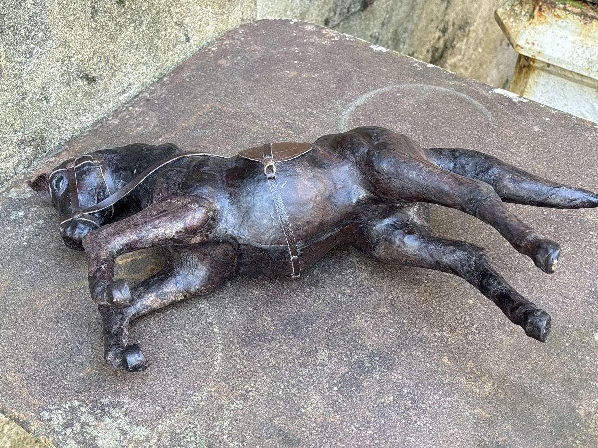 Leather Prancing Horse Circa 1960-70-photo-1