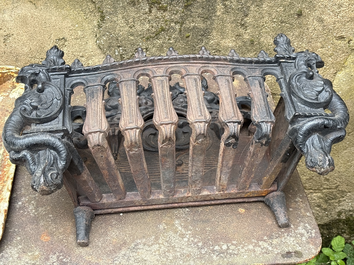 Braisier, Braisière, Chaufferette, Napoléon III Cast Iron Chenets-photo-1