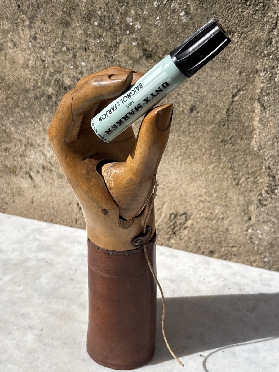 Main en Buis Sculptée de Gantier du 19 eme siècle -photo-1