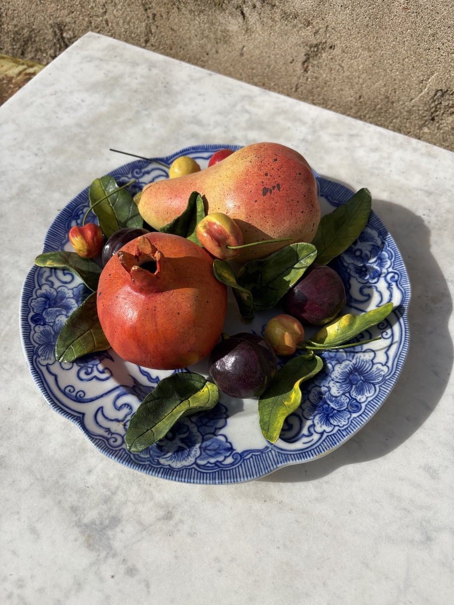 Christine Viennet(1947) Assiette en trompe l’œil modèle Flora -photo-2