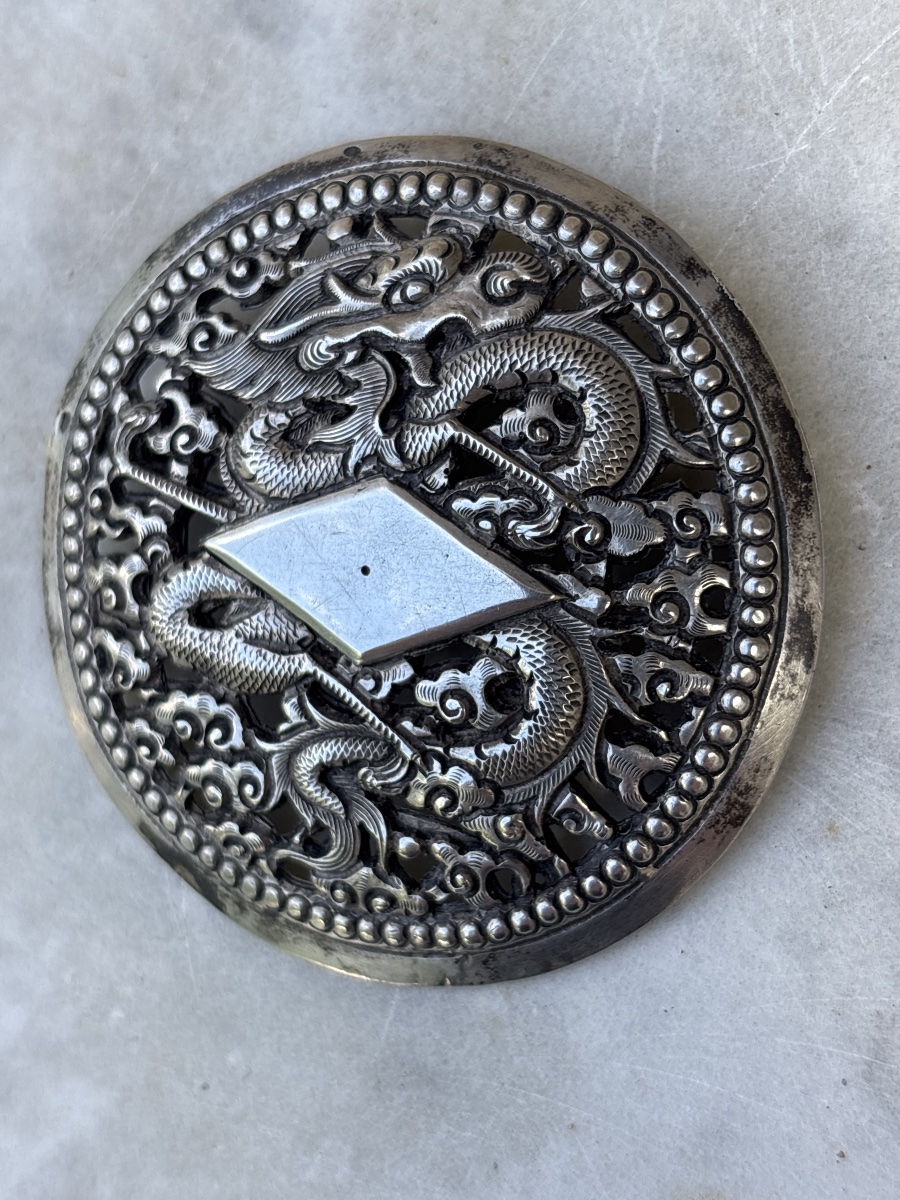 Vietnam Indochine Médaillon Broche en Argent vers 1900 au Dragon 