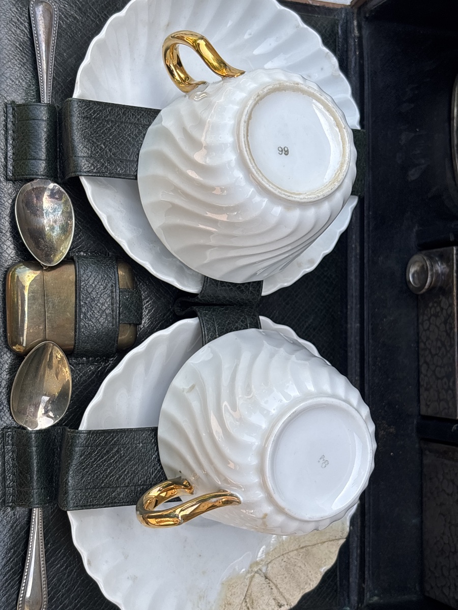 Picnic tea set for car 1910 Service à thé Anglais pour l automobile.-photo-1