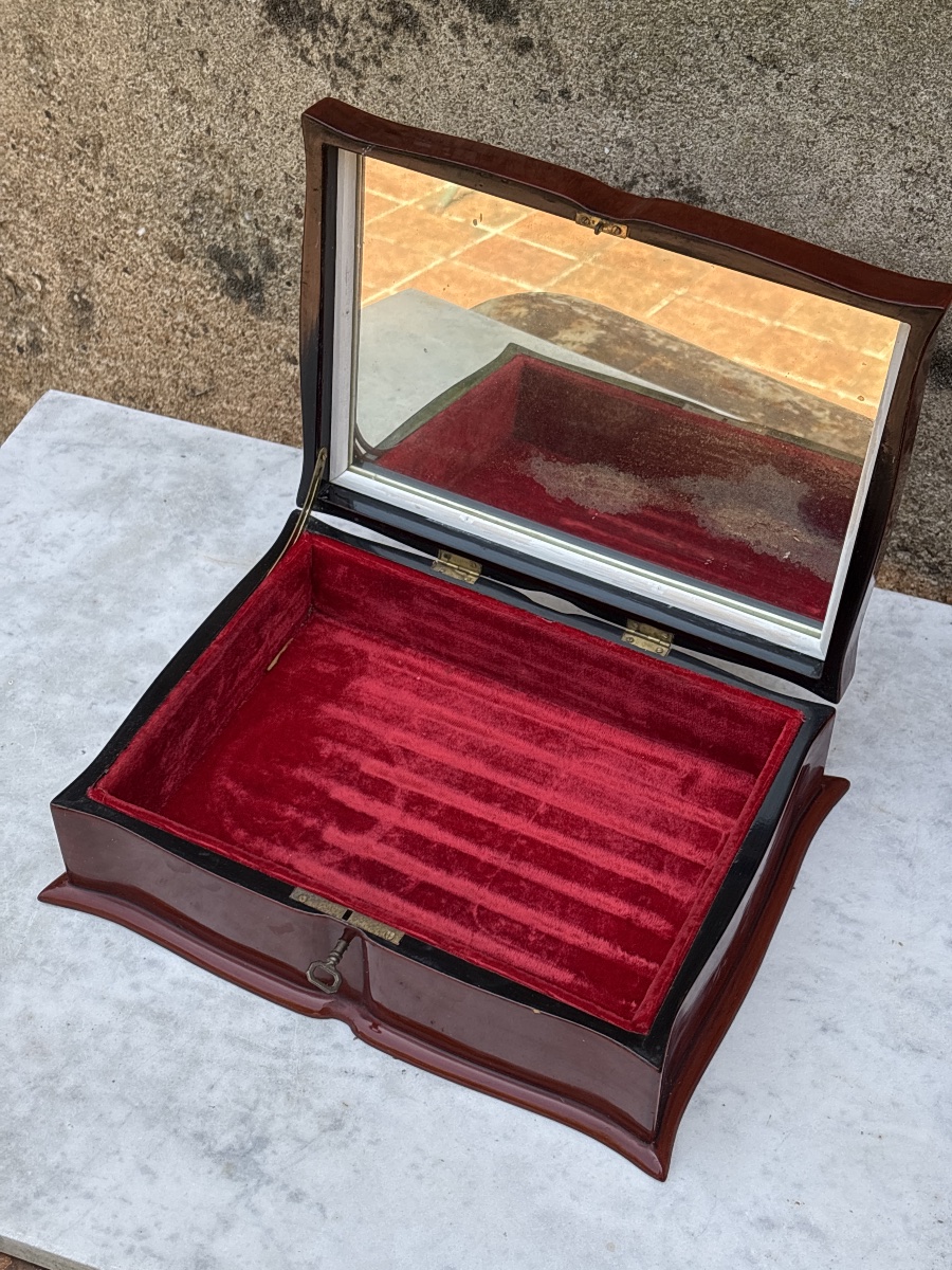 Vietnam - Coffret à bijoux en laque -photo-1