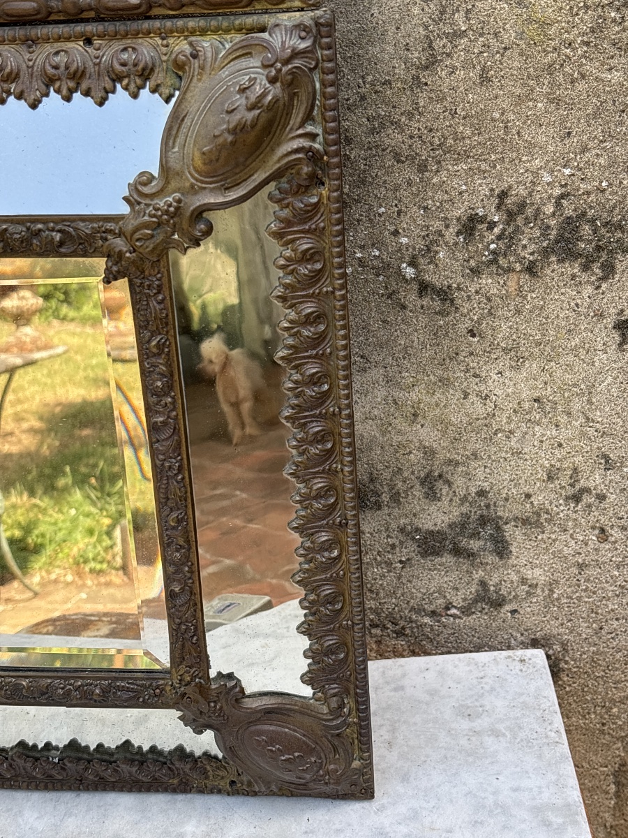 Miroir style Louis XIV fin 19 eme en laiton repoussé -photo-3