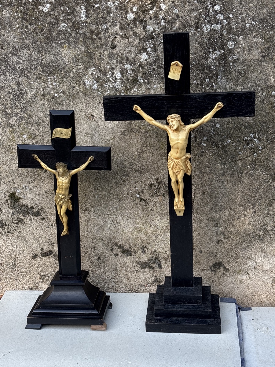 2 Grands Christ d autel du 19 eme 