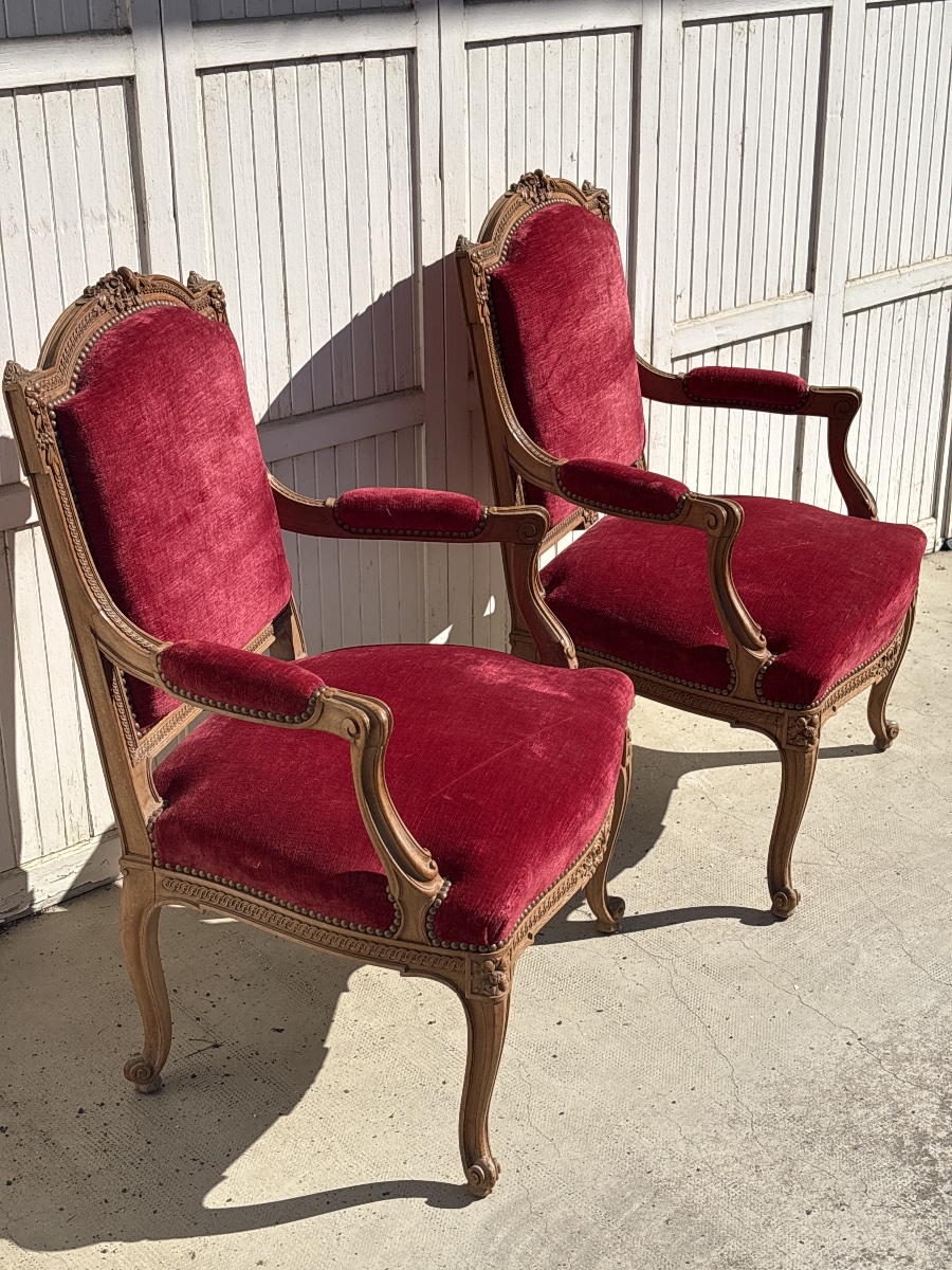 Large Paire de Fauteuils de style vers 1900. -photo-3
