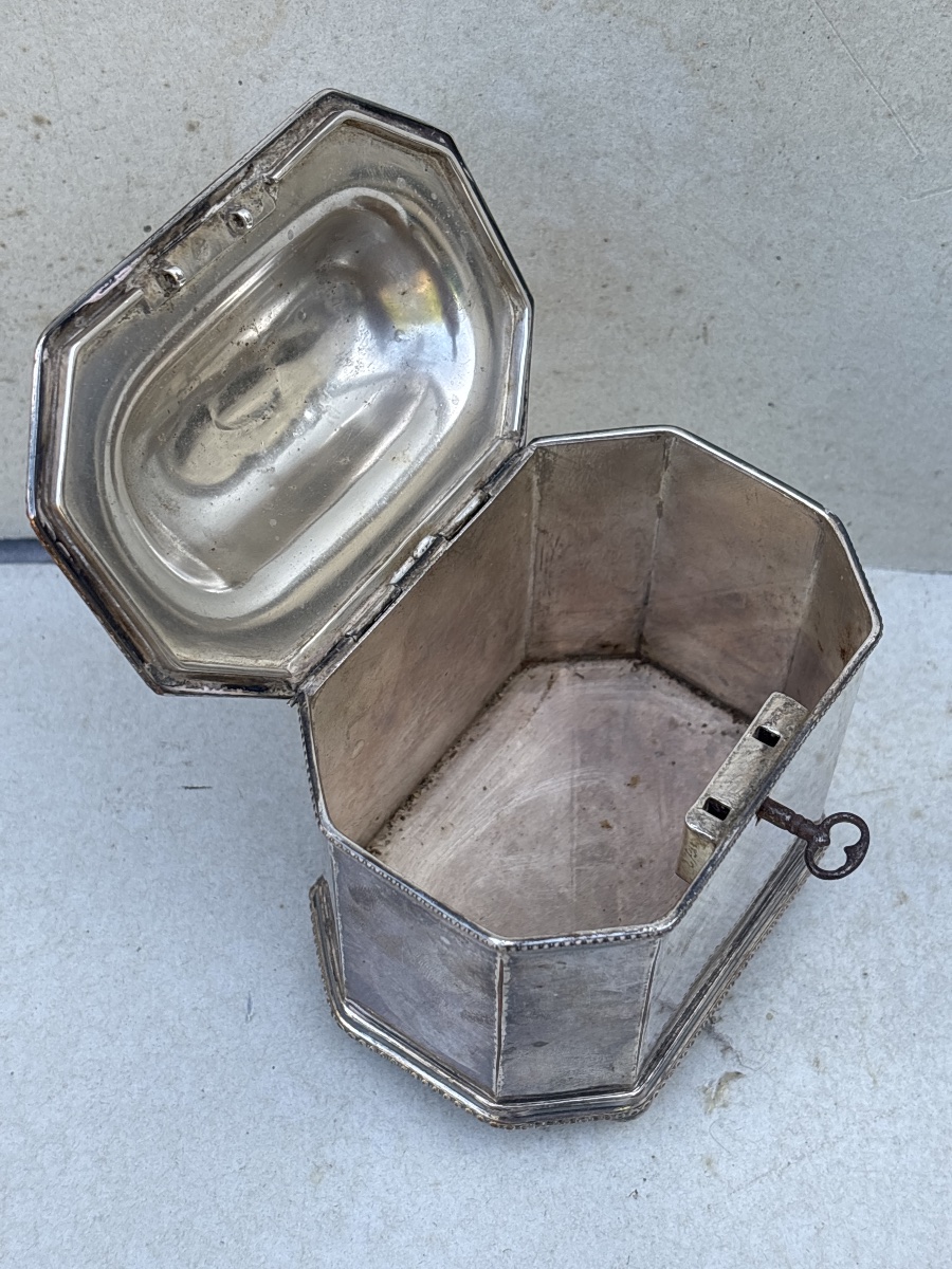 Silver-plated Metal Gift Set: English Tea Box Or Budapest Sugar Box -photo-2