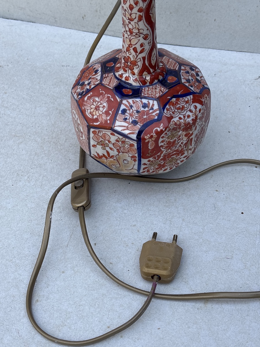 Bouteille à Saké Porcelaine Imari Époque Meiji montée en lampe -photo-4