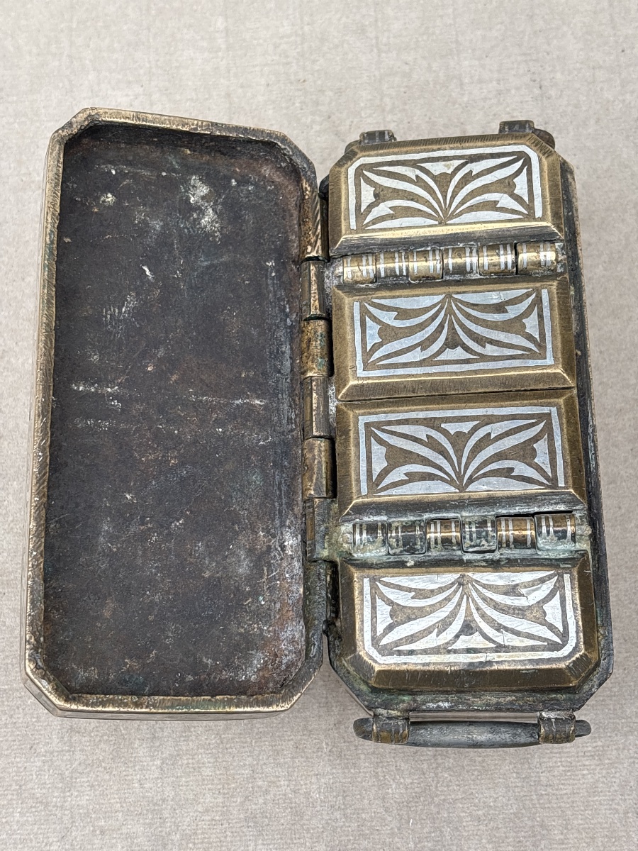 Mindanao Betel Box, Bronze With Silver Niello, Maranao, Philippines -photo-2