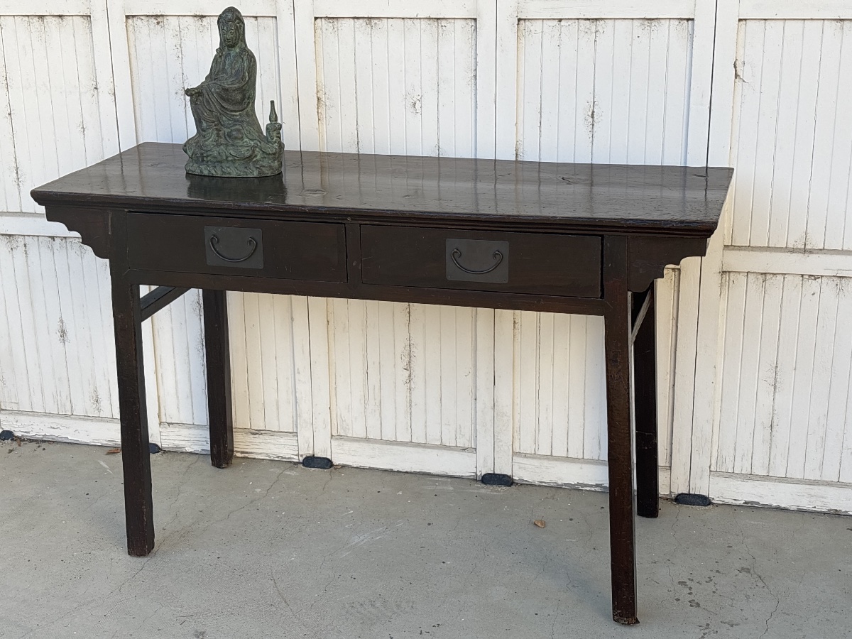 19th-century Ming Dynasty Console Table From China With Antique Patina 