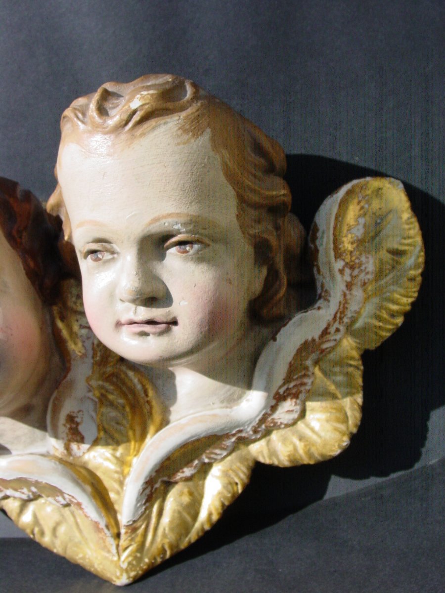 2 Têtes d'Ange Jumeaux En Tilleul Peint & dorés du 19ème siècle Italie baroque Amours Putti-photo-1