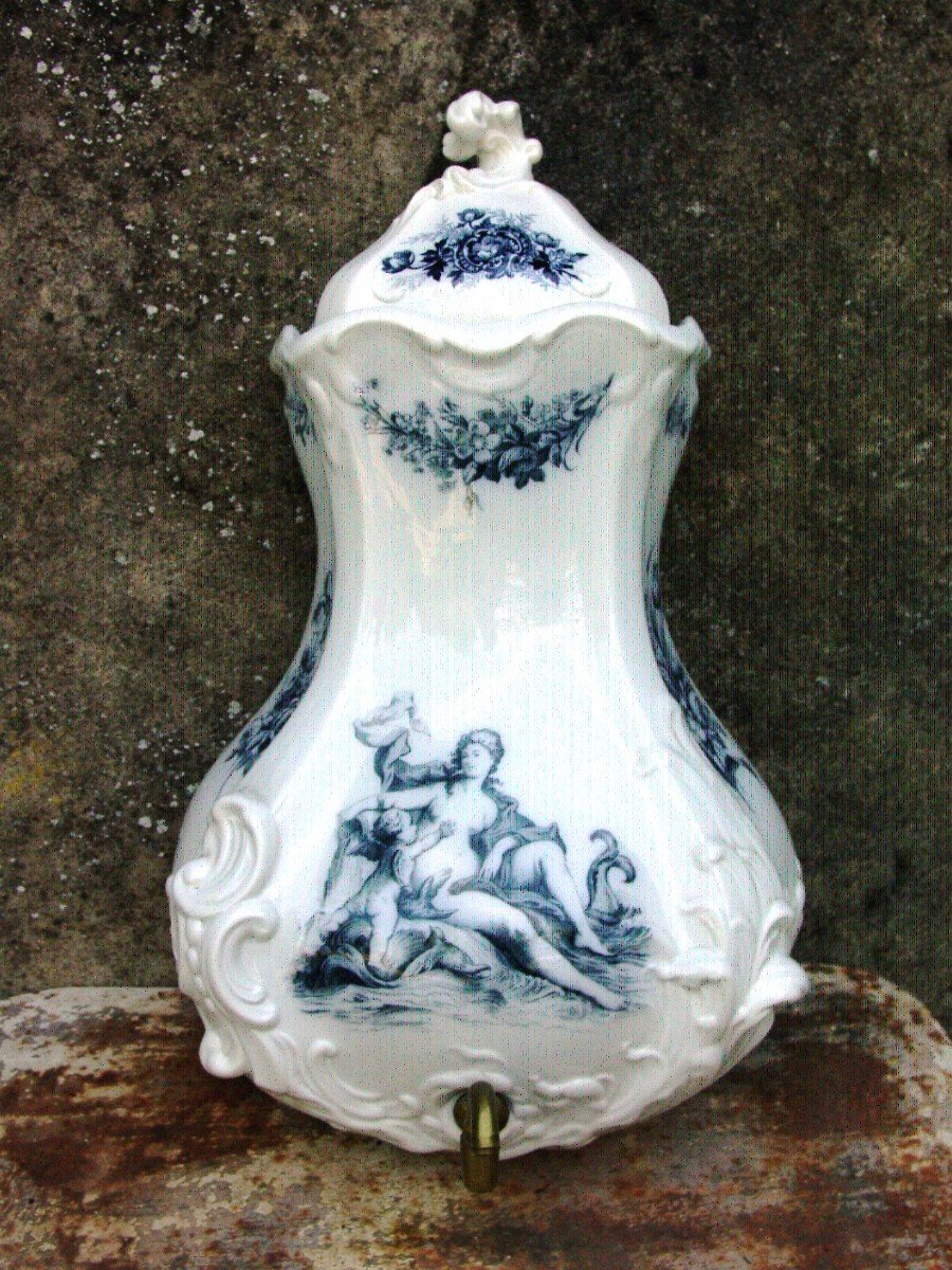 Fountain Reservoir Creil And Montereau Louis XV Style
