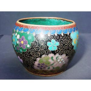 Small Cache Pot In Cloisonne Enamels China Circa 1920