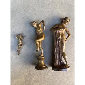 3 Small Erotic Bronzes 1900 - Stamps 