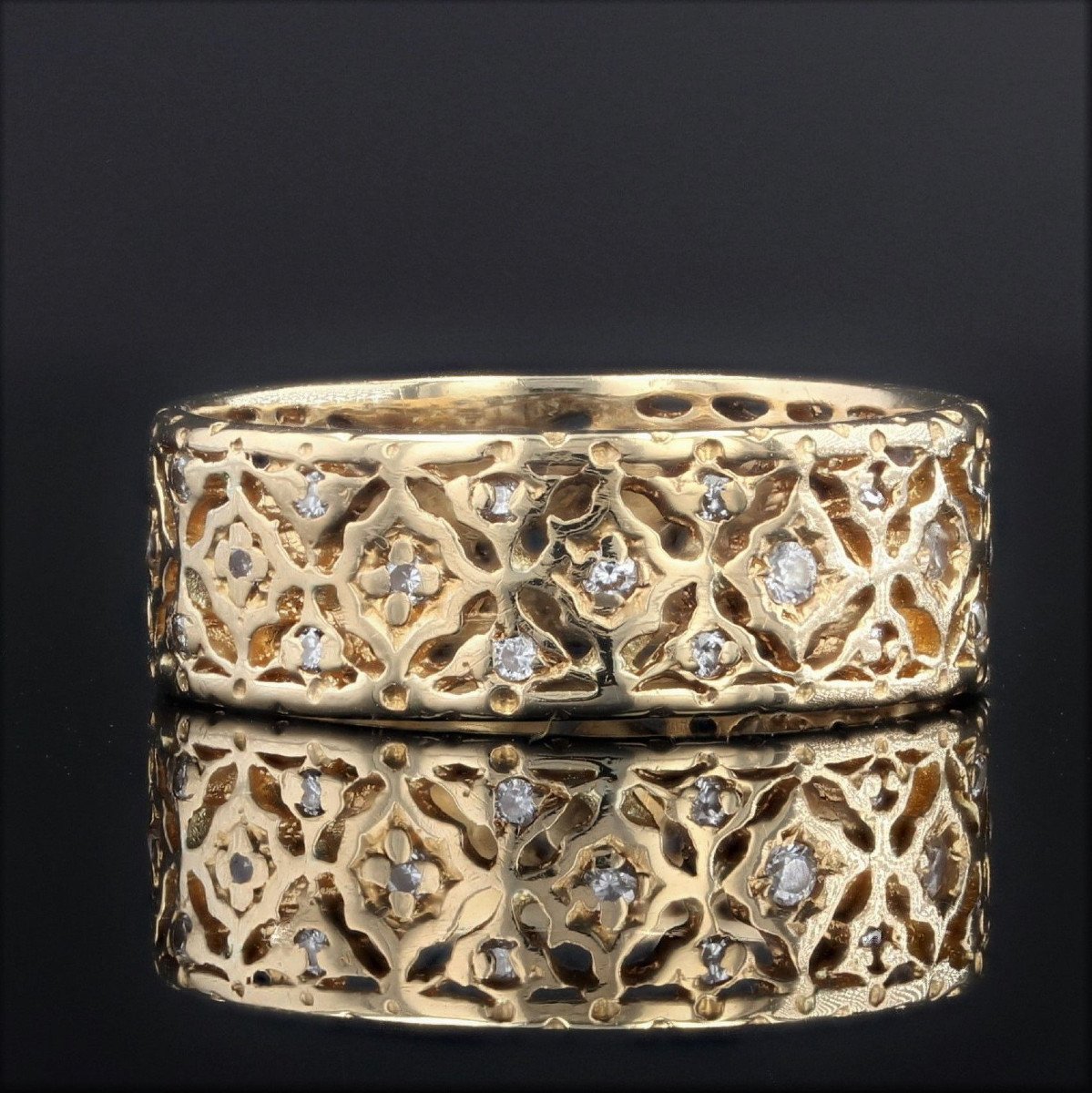 Old Ring In Gold And Diamonds-photo-3