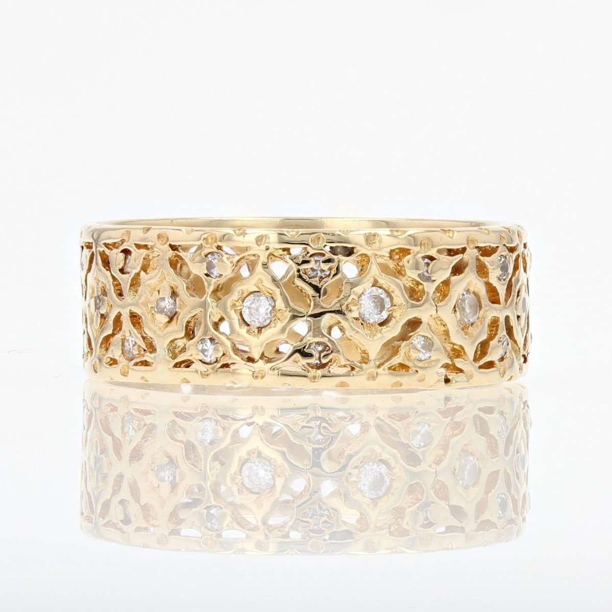Old Ring In Gold And Diamonds-photo-2