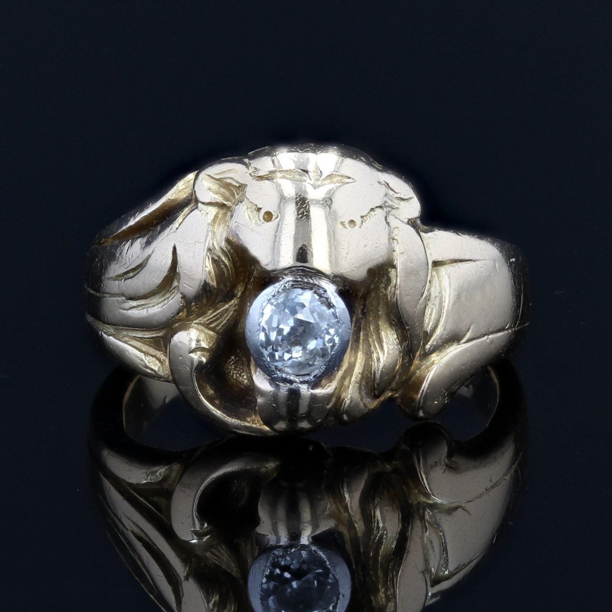 Old Lion Ring In Gold And Its Diamond-photo-4