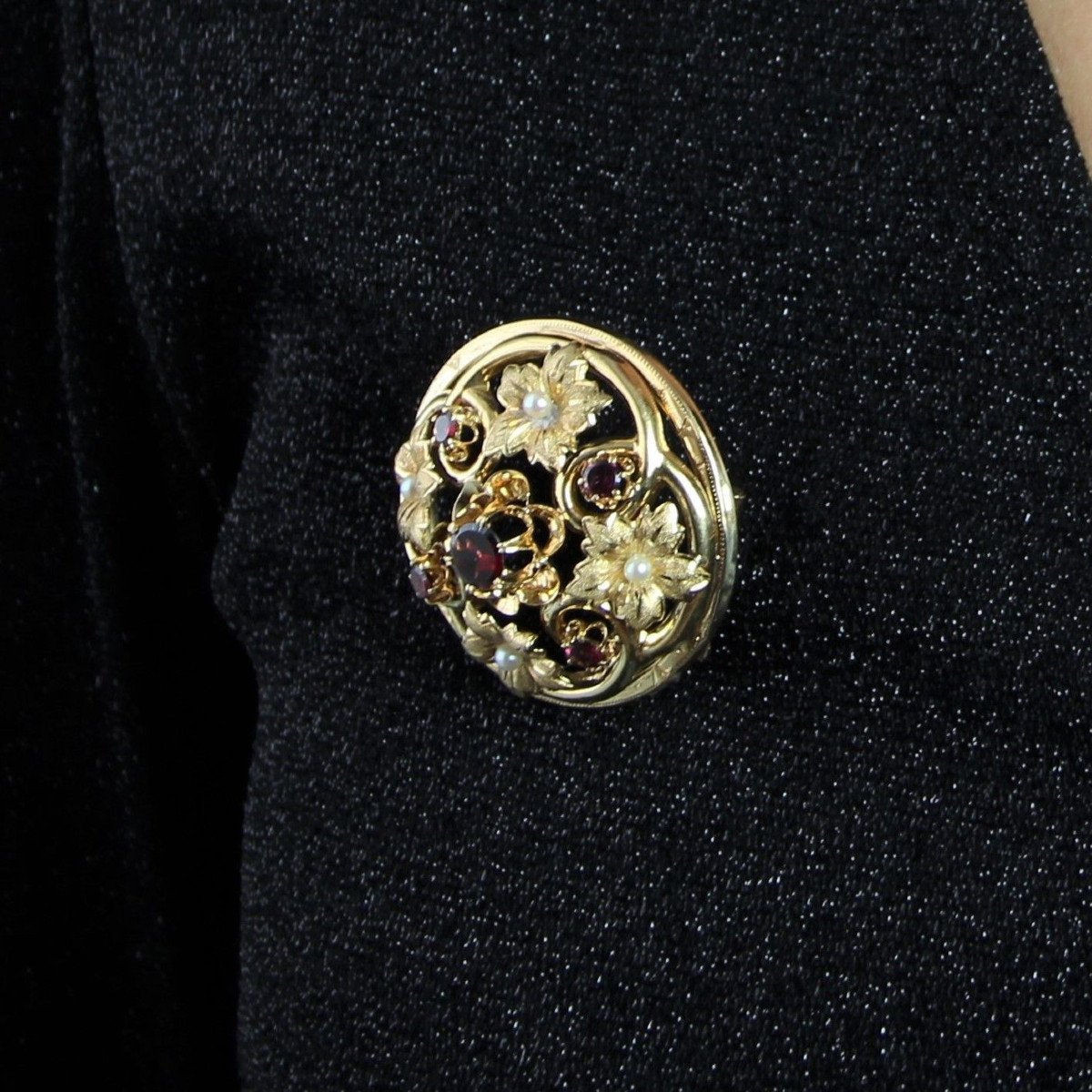 Gold Brooch Fine Pearls And Old Garnets-photo-6