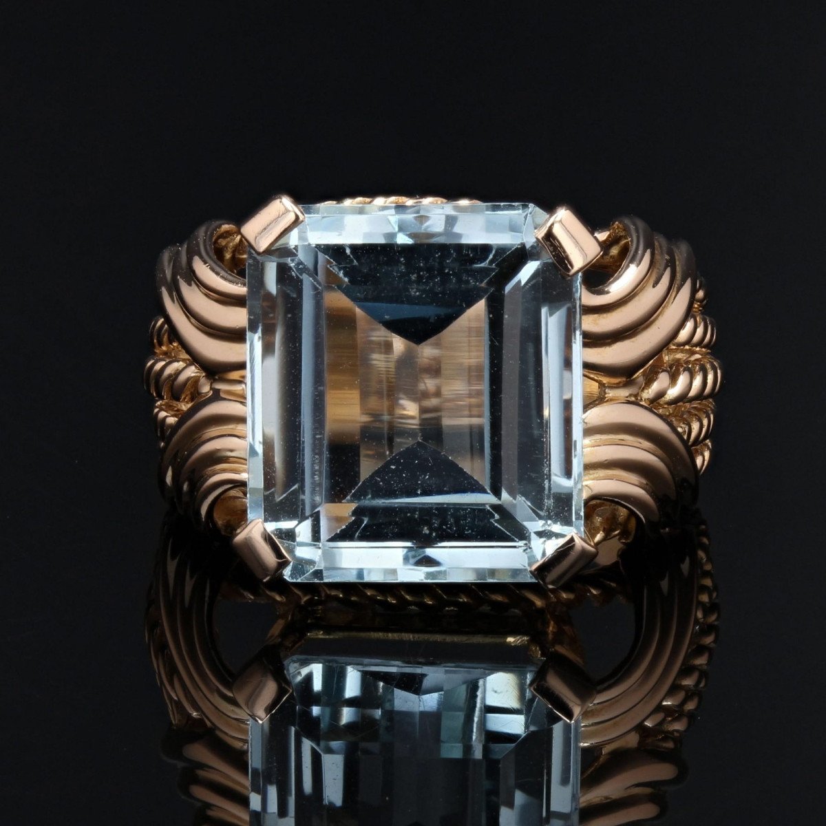 Vintage Aquamarine And Gold Ring-photo-3