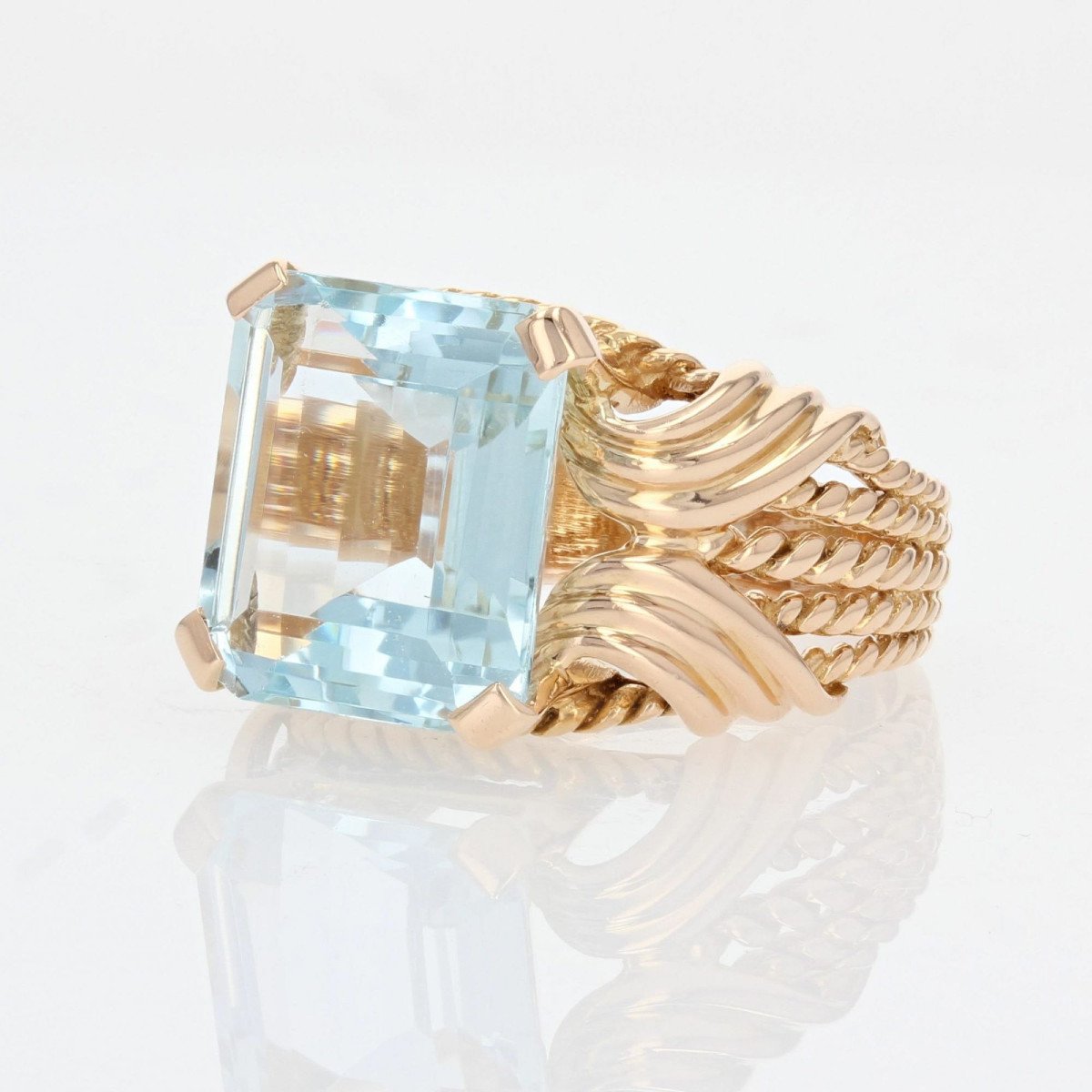Vintage Aquamarine And Gold Ring-photo-5