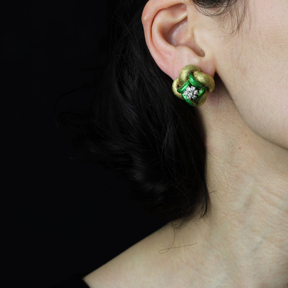 Green Enamel Diamond And Yellow Gold Earrings-photo-2