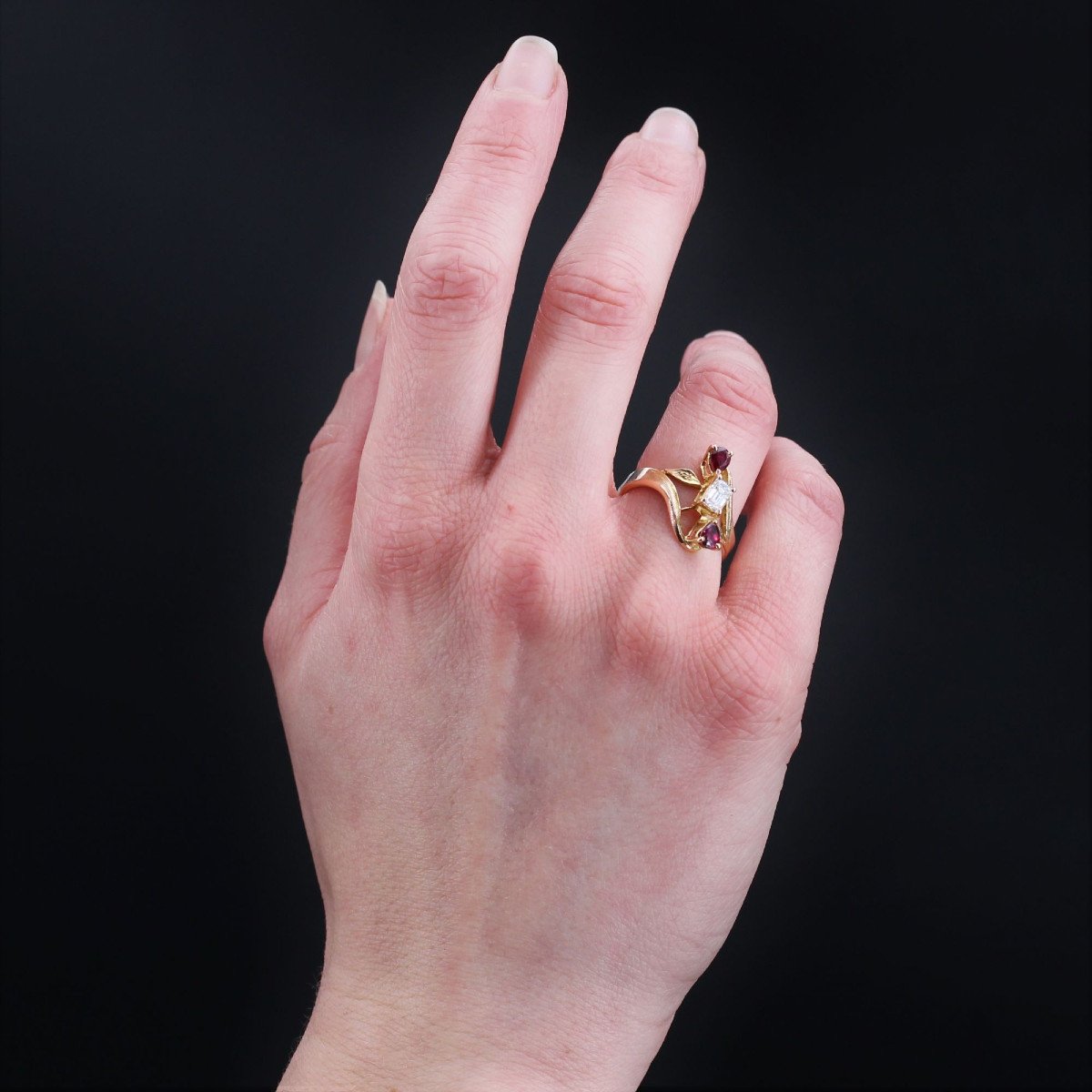 Bague Diamant Taille Baguette Et Rubis Taillés En Poire-photo-1