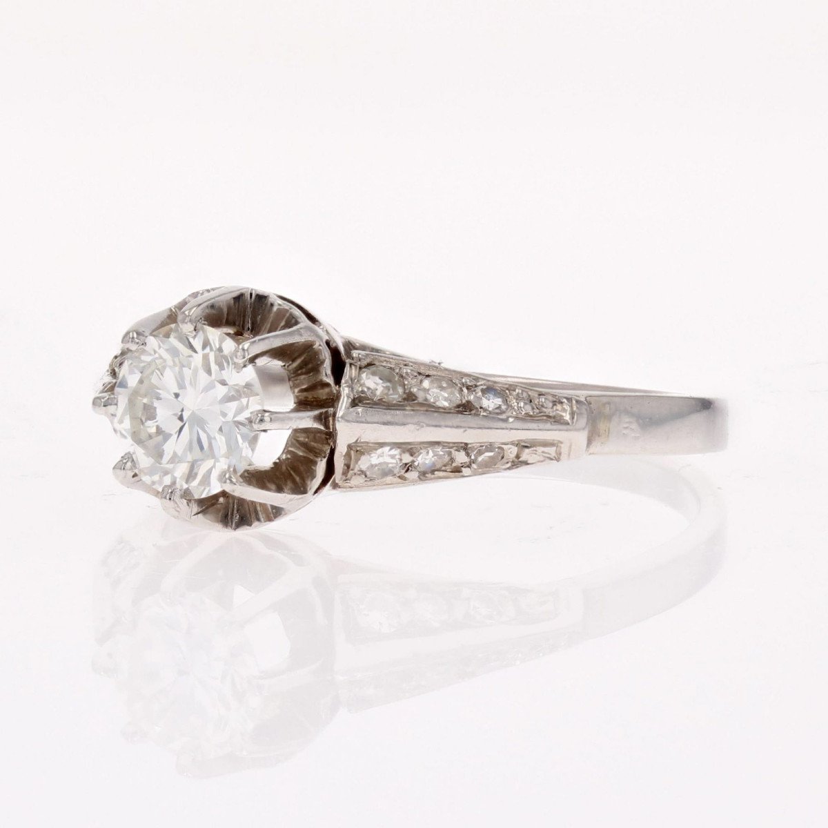Old Accompanied Diamond Solitaire Ring-photo-5