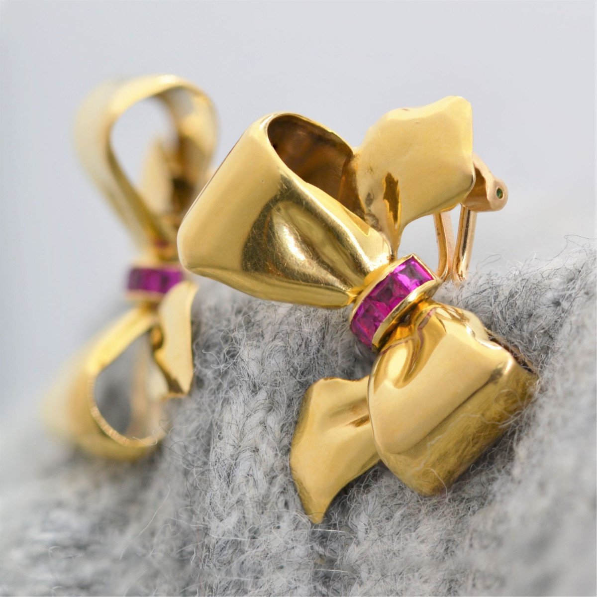 Ruby Gold Retro Ear Clips-photo-2