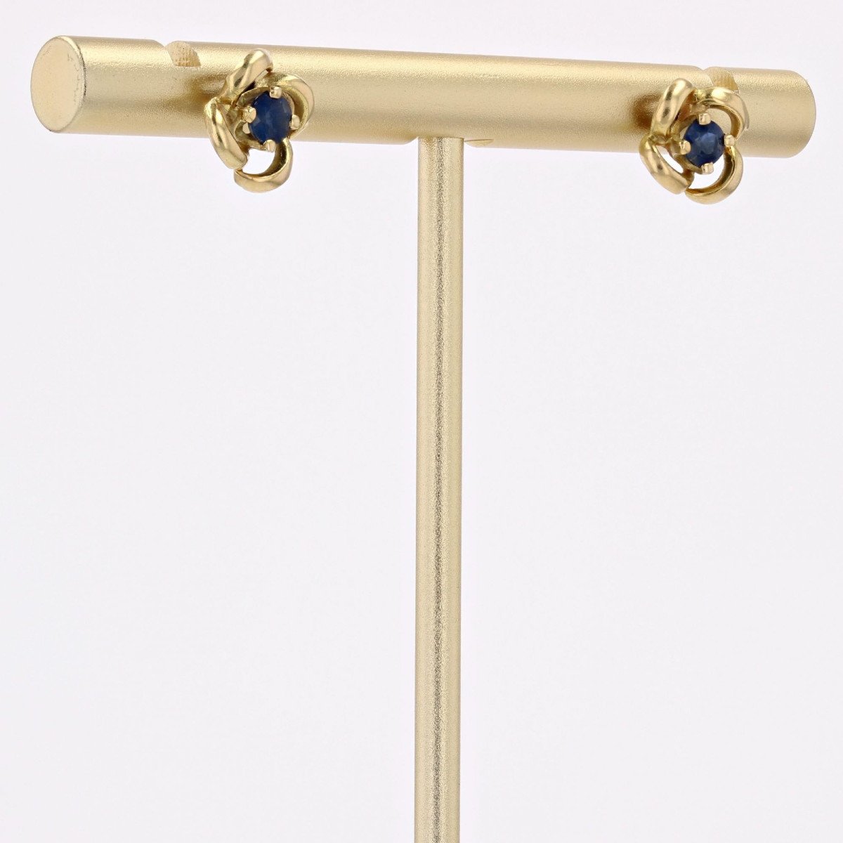 Yellow Gold Sapphire Flower Stud Earrings-photo-4