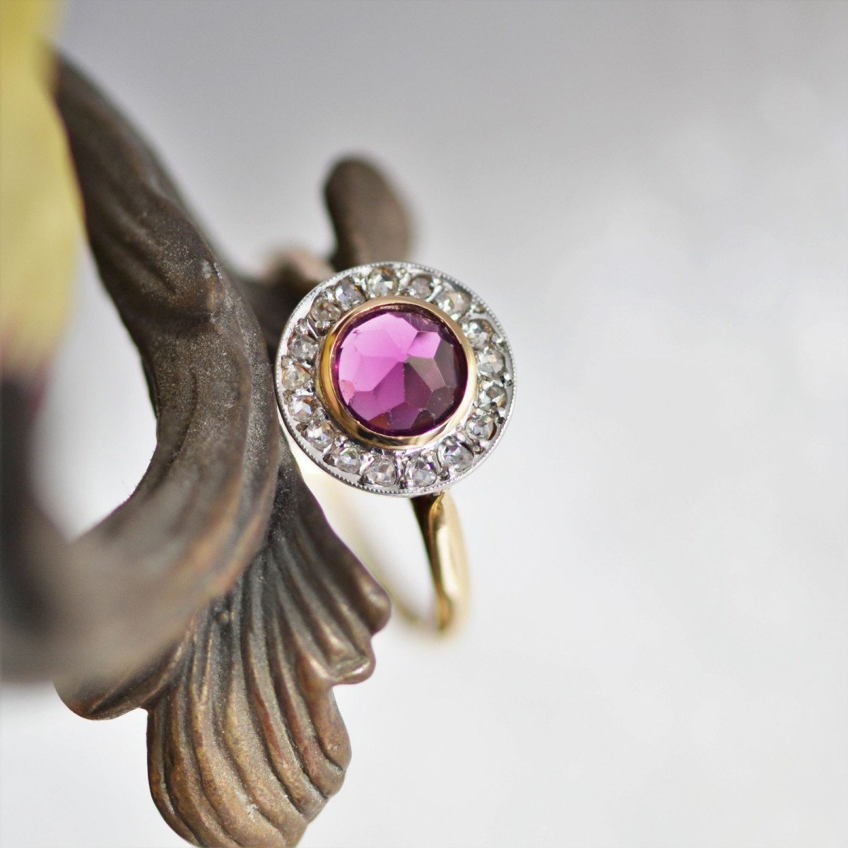 Bague Ancienne Grenat Et Diamants Ronde-photo-7